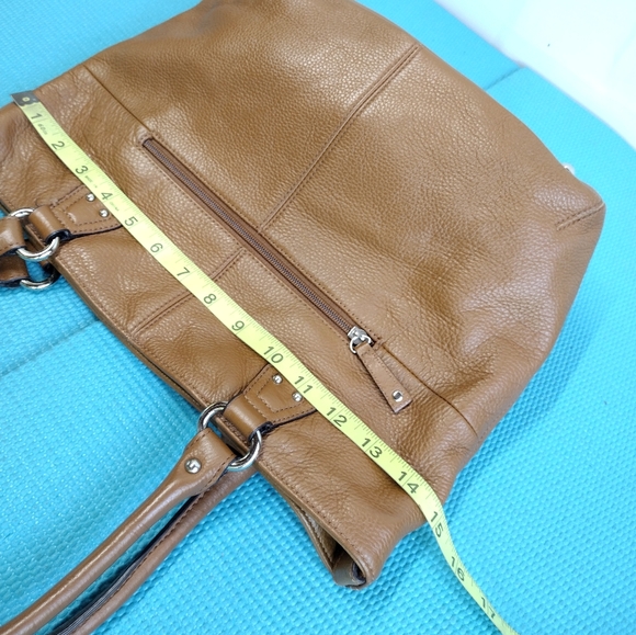 Tignanello Camel Tan Leather Shoulder Bag - Medium - Picture 6 of 10